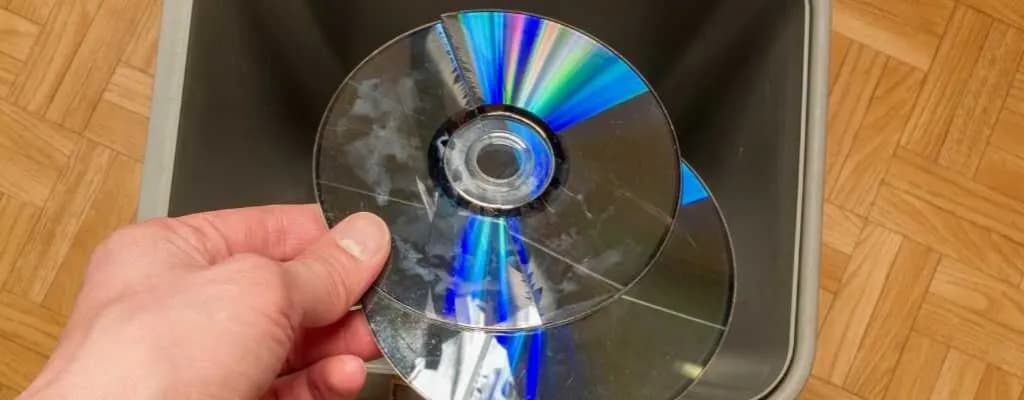 Segregacja śmieci: gdzie wyrzucać płyty CD, aby nie szkodzić środowisku