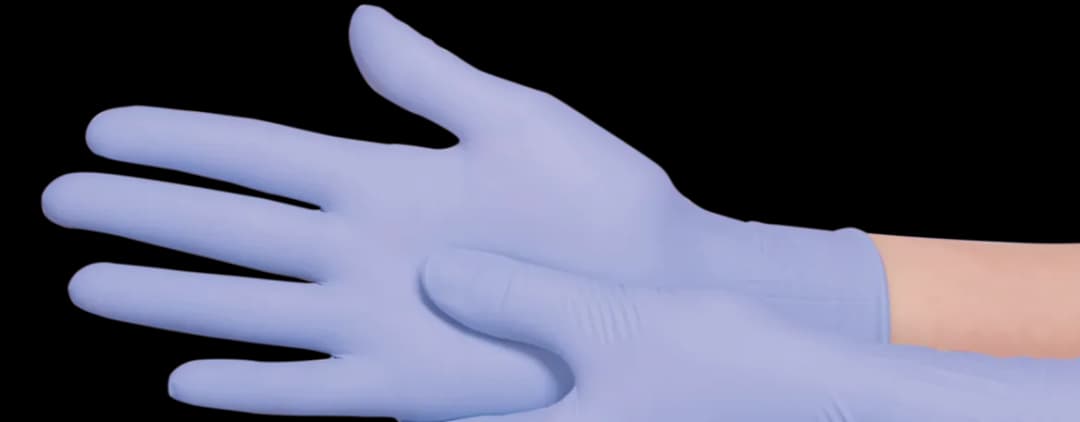 Gdzie wyrzucić rękawiczki nitrylowe, aby uniknąć problemów z recyklingiem?